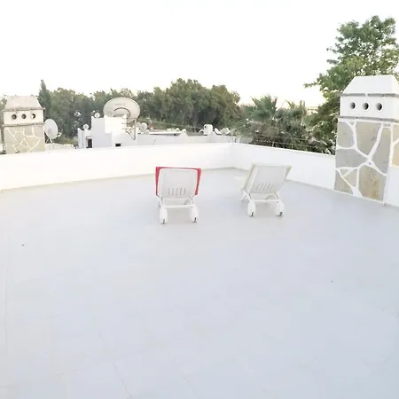فيلة Seray غومْبيت